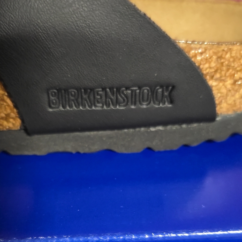Birkenstock Black and Tan Sandal - Picture 4 of 7